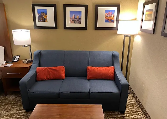 Wingate By Wyndham Pittsburgh West Mifflin