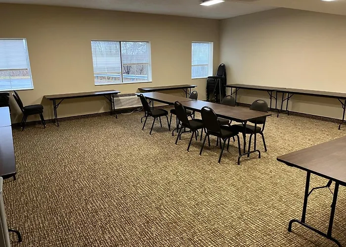 Wingate By Wyndham Pittsburgh West Mifflin