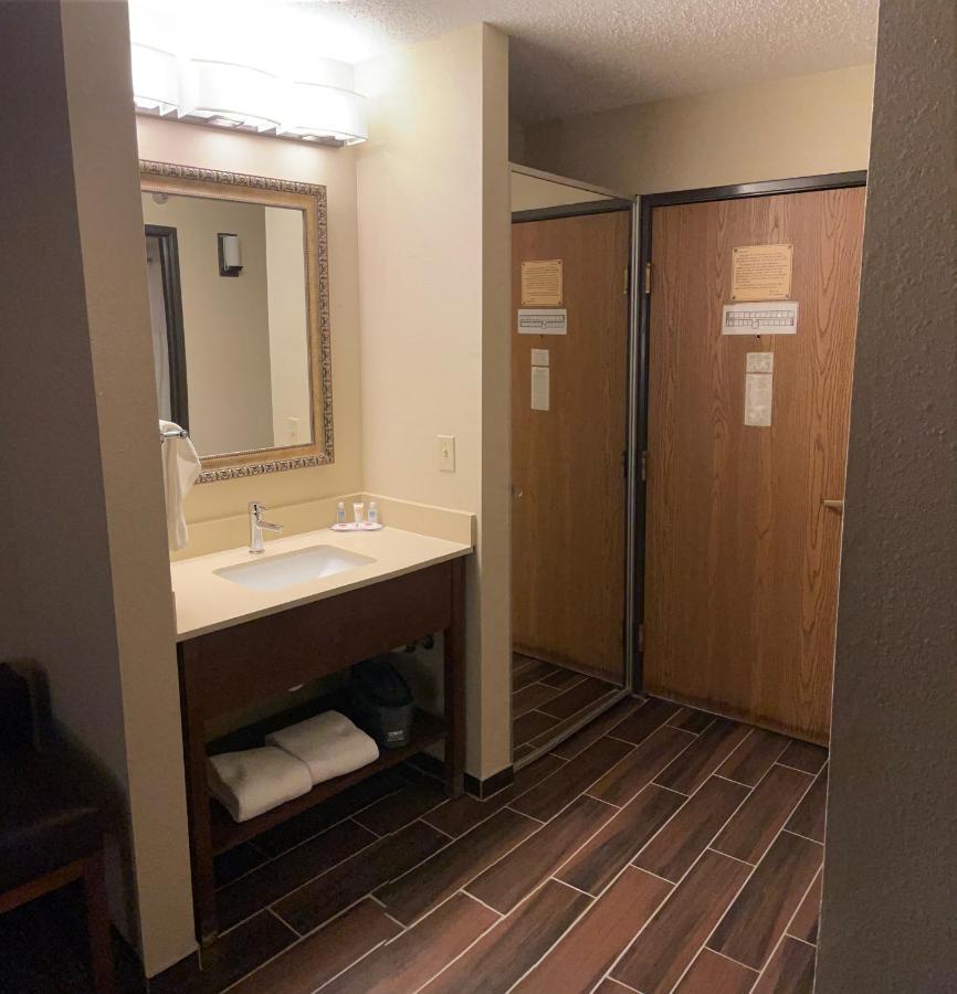 Hotel Wingate By Wyndham Pittsburgh