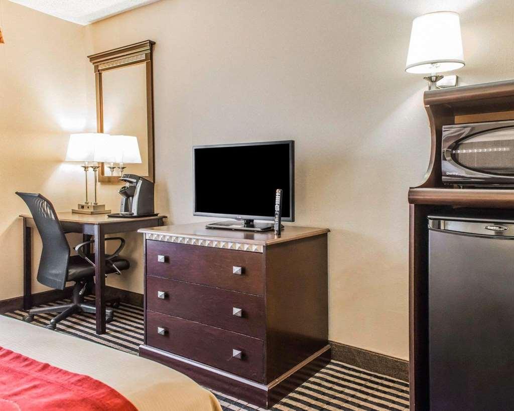 Wingate By Wyndham Pittsburgh Hotel 2*