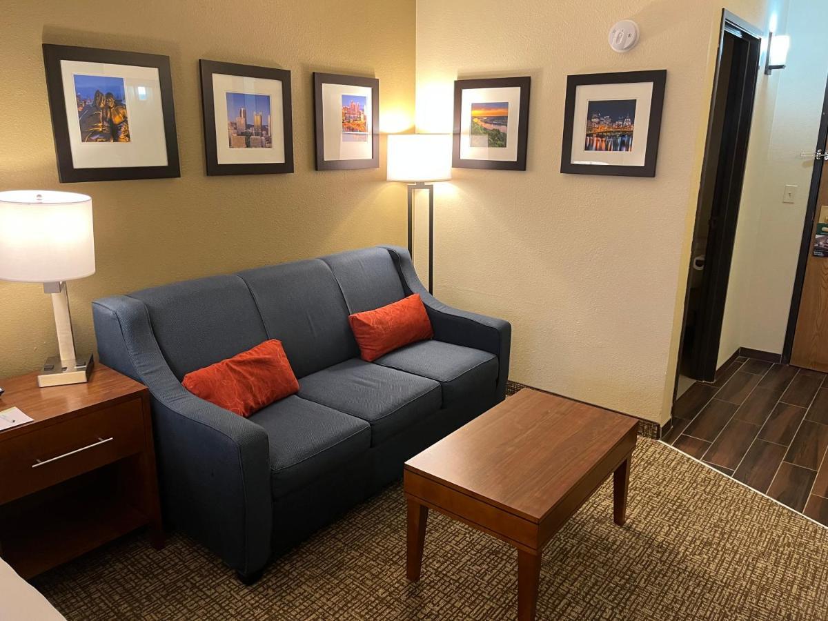 Wingate By Wyndham Pittsburgh Hotel