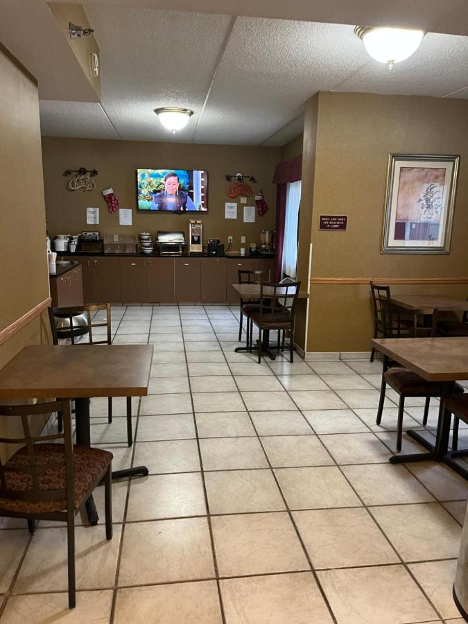 Wingate By Wyndham Pittsburgh Hotel