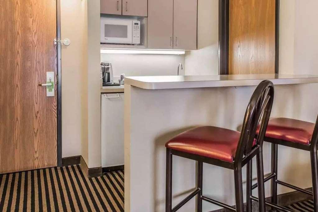 Wingate By Wyndham Pittsburgh Hotel